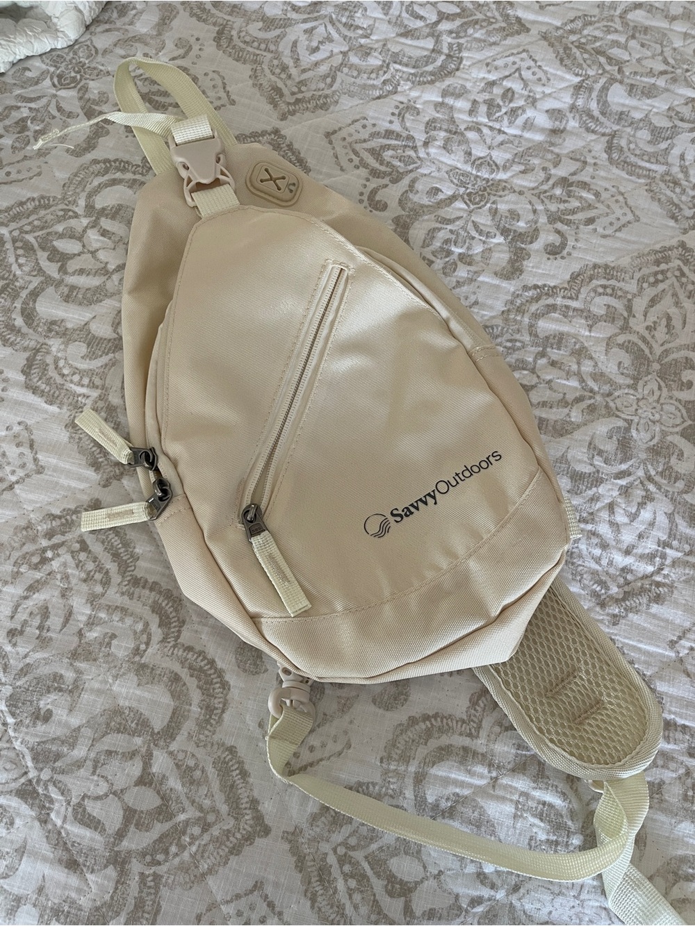Savvy Outdoors Cream Sling Bag - Hands-Free Crossbody for Men